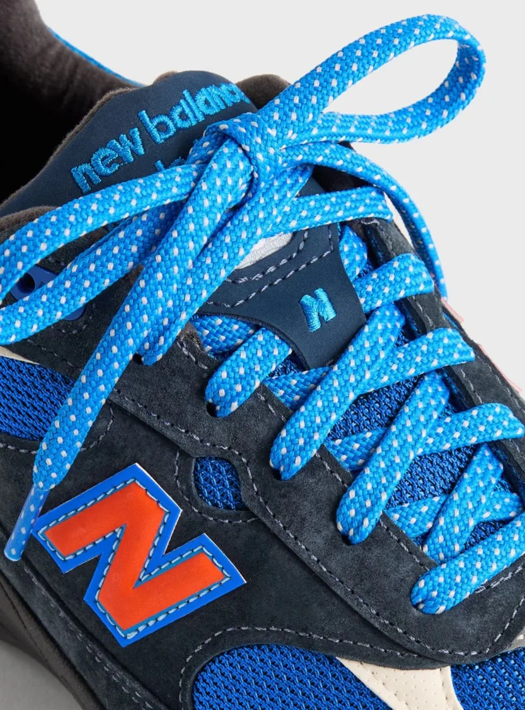 New Balance 993 MiUSA Kith Madison Square Garden Navy - Image 11