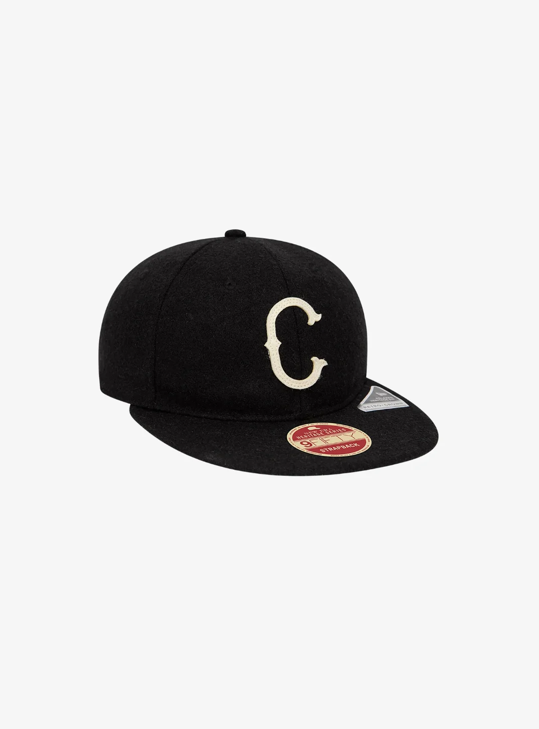 New Era Chicago White Sox Heritage Series Black Retro Crown 9FIFTY Strapback Cap - Image 3