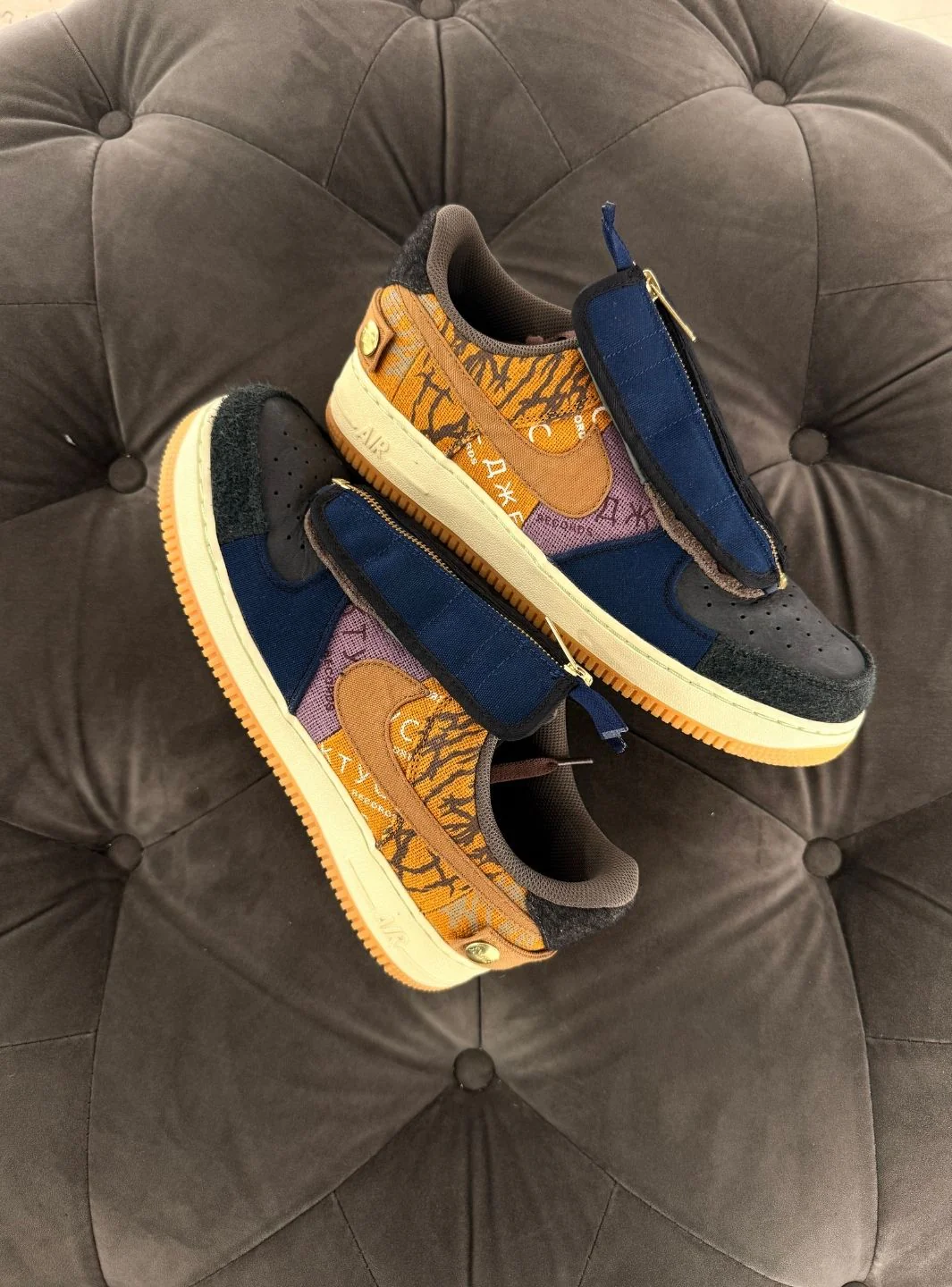 Nike Air Force 1 Low Travis Scott Cactus Jack - Usato 9/10 - Image 2