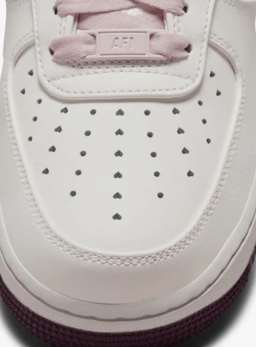 Nike Air Force 1 Low Valentine's Day (2026) (W) - Image 7