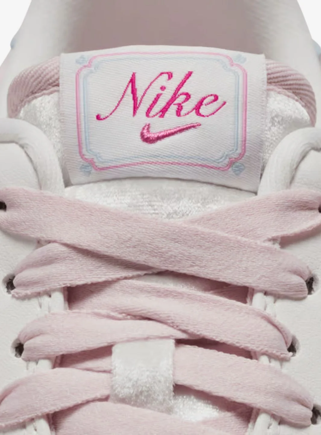 Nike Air Force 1 Low Valentine's Day (2026) (W) - Image 8