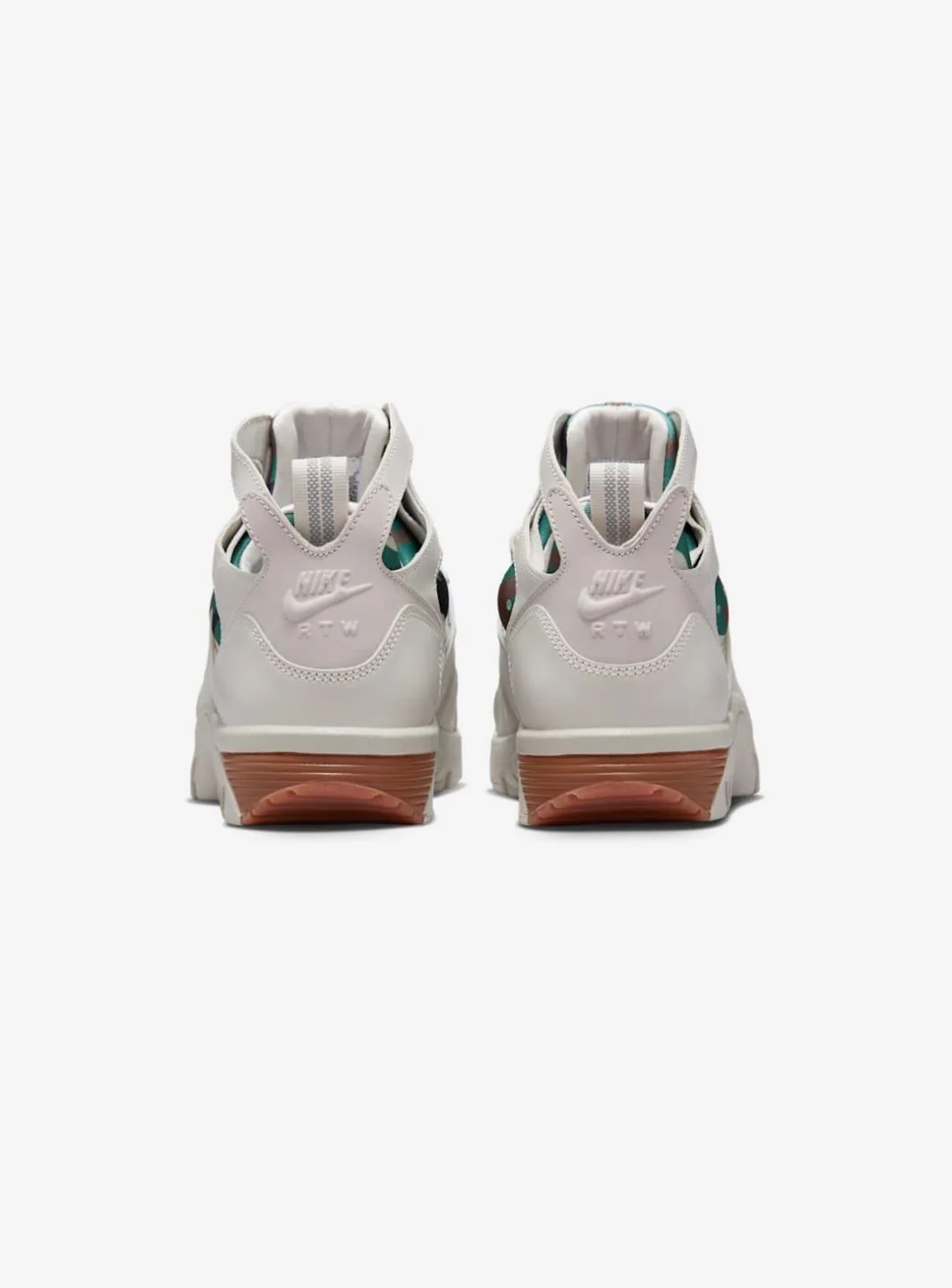 Nike Air Trainer Huarache Corteiz Light Bone - Image 6