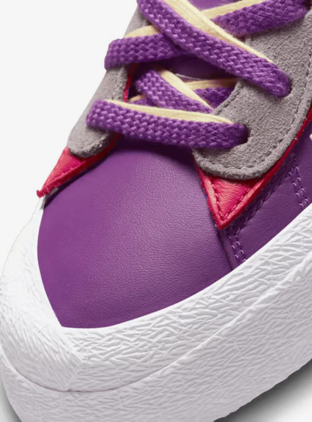 Nike Blazer Low Sacai KAWS Purple Dusk - Image 3