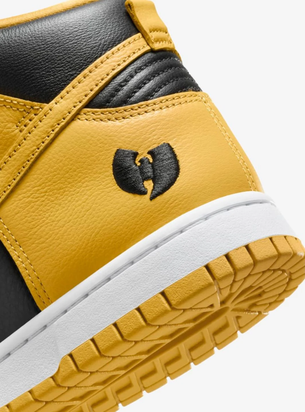 Nike Dunk High Wu-Tang (2024) - Image 5