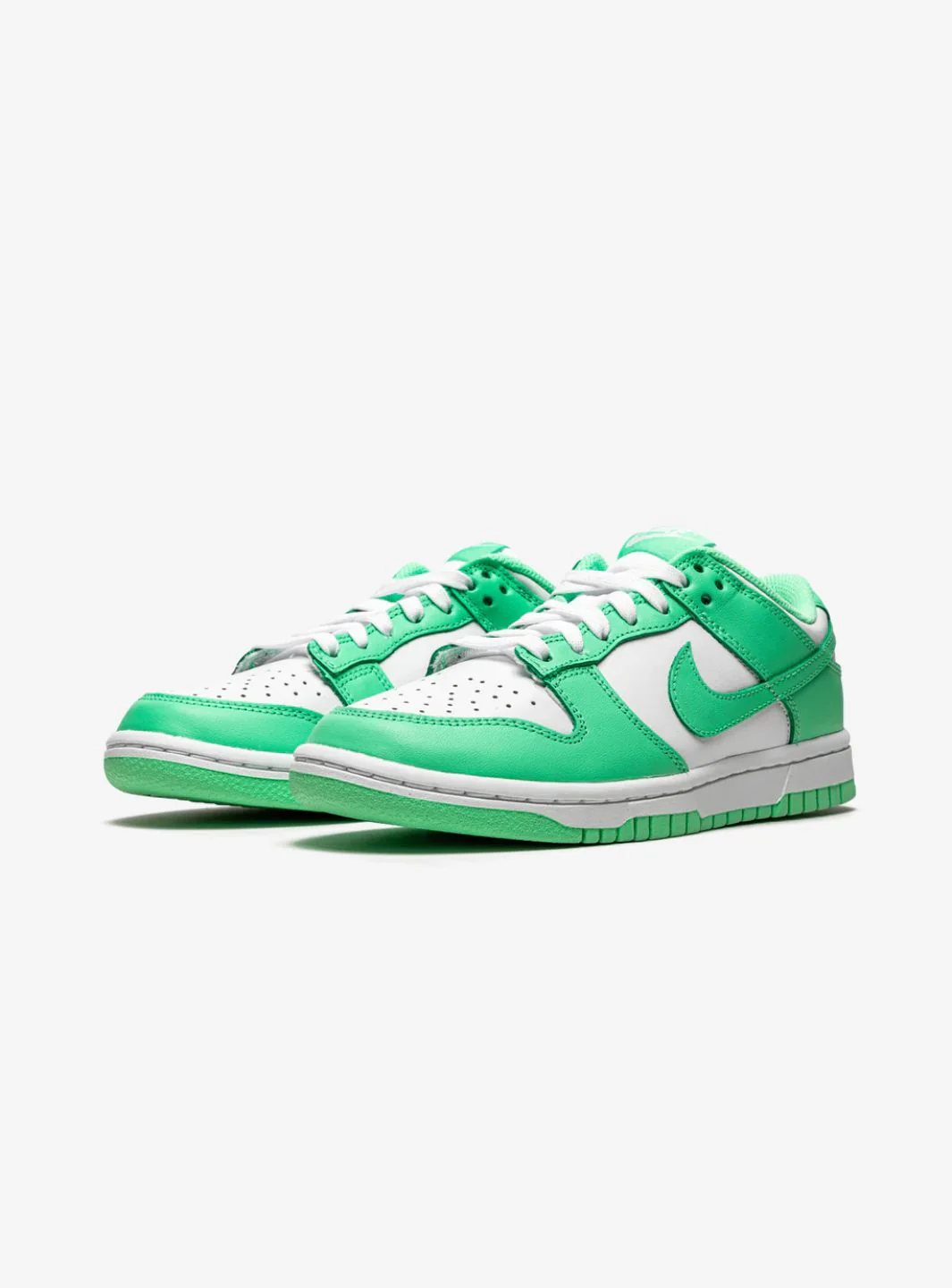 Nike Dunk Low Green Glow (W) - Image 2