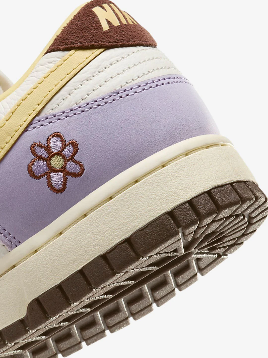 Nike Dunk Low Premium Lilac Bloom (W) - Image 5