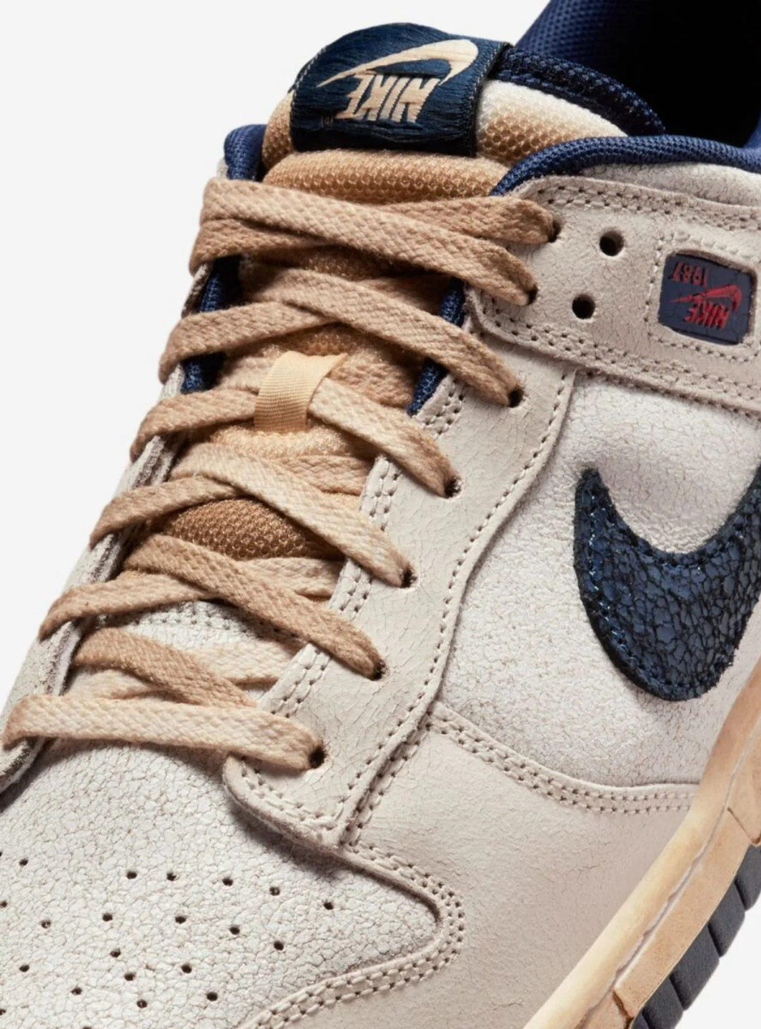 Nike Dunk Low Stranger Things Phantom - Image 3