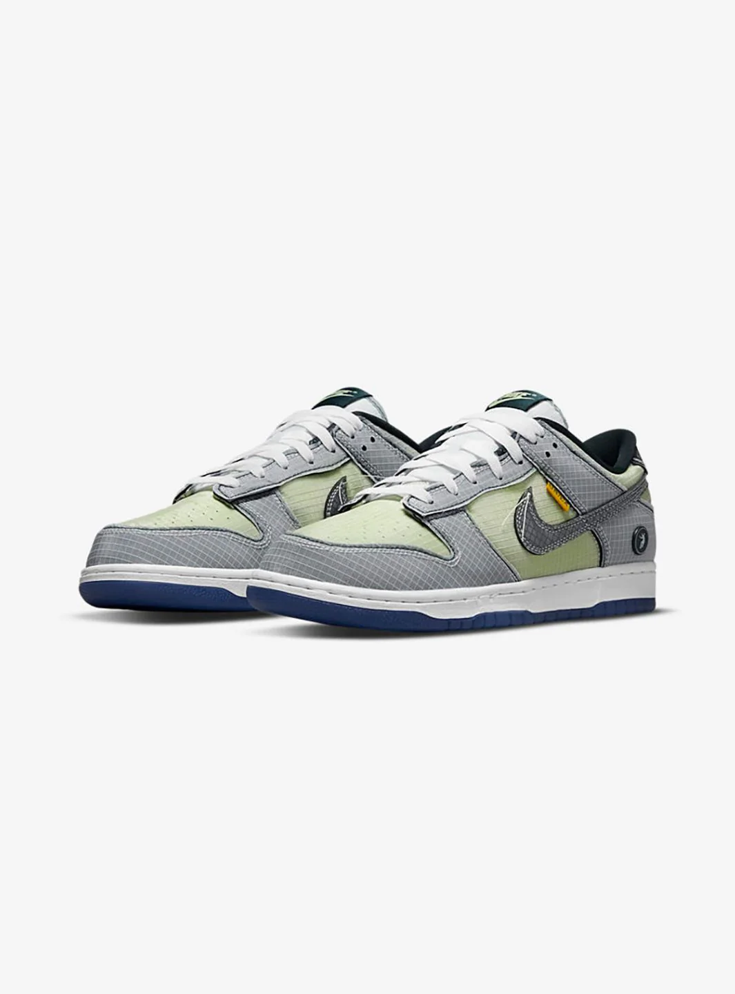 Nike Dunk Low Union Passport Pack Pistachio - Image 2