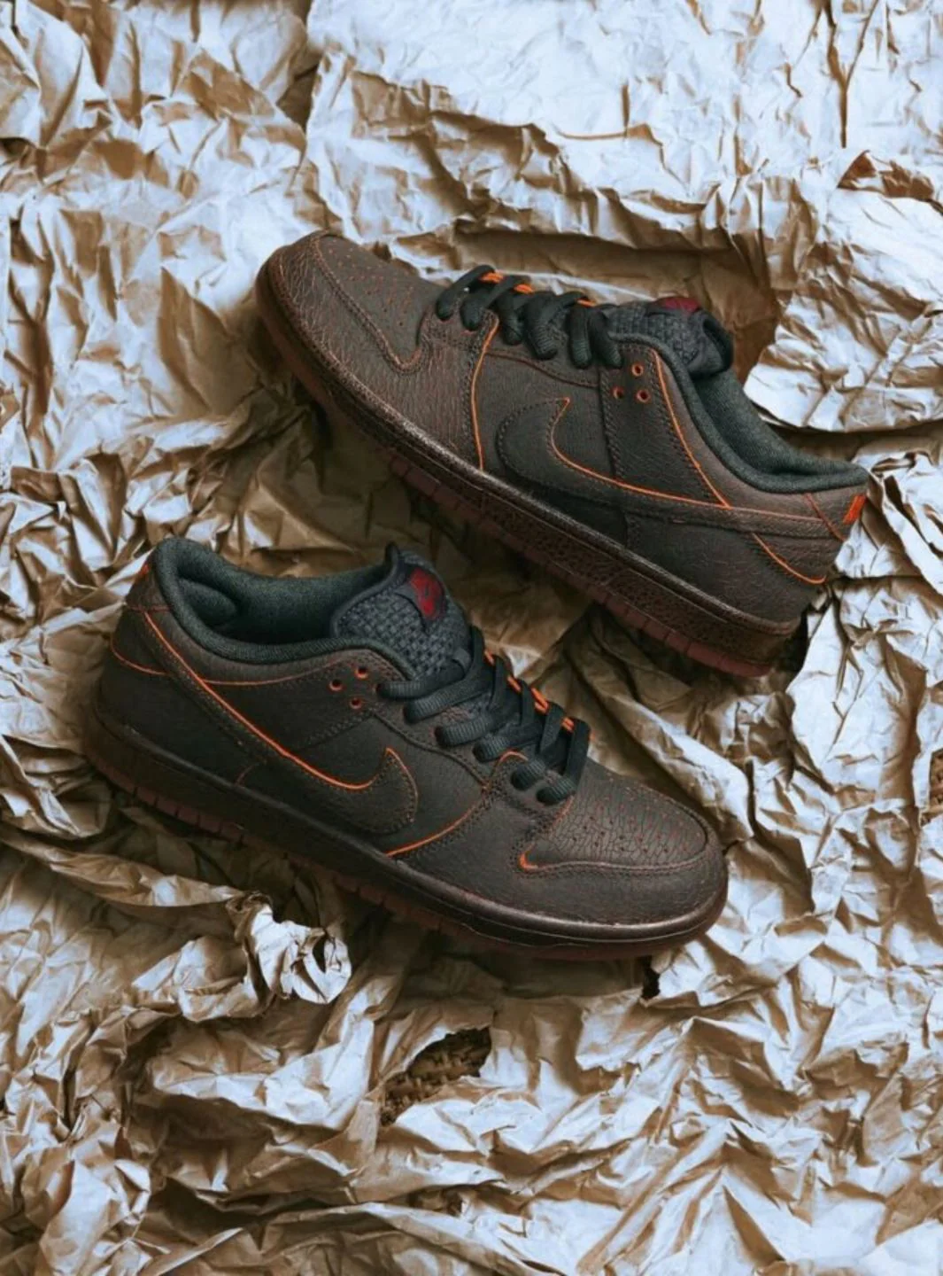 Nike Dunk SB Low Krampus - Image 12