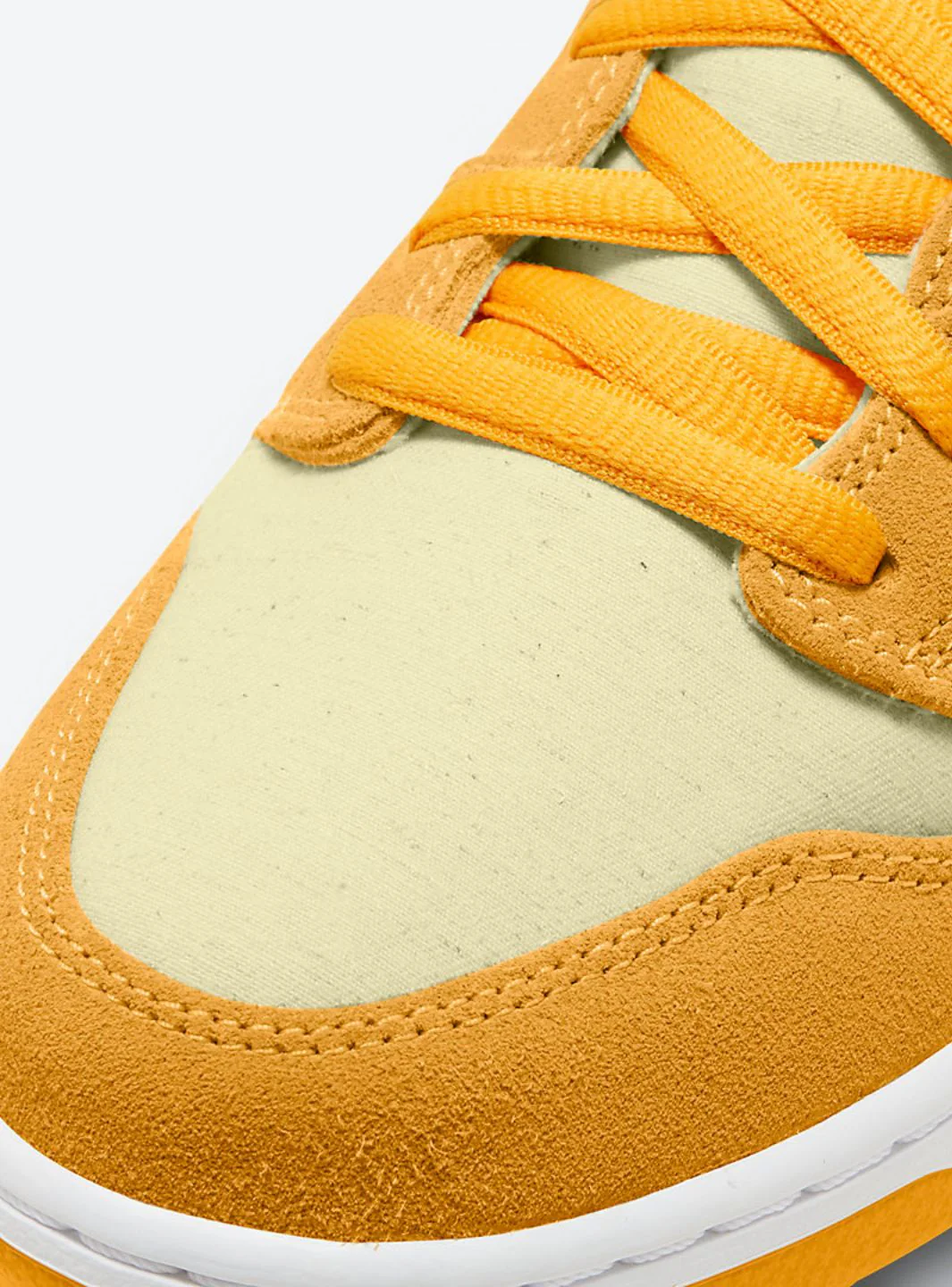 Nike SB Dunk High Pineapple - Image 3