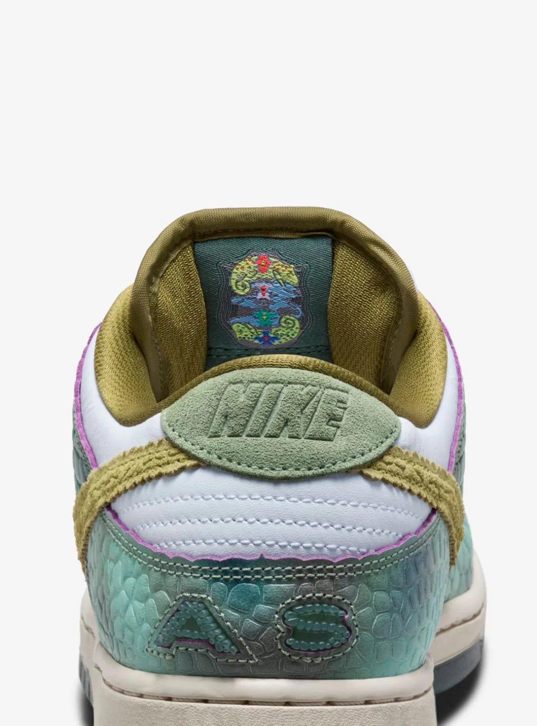Nike SB Dunk Low Alexis Sablone Chameleon - Image 5