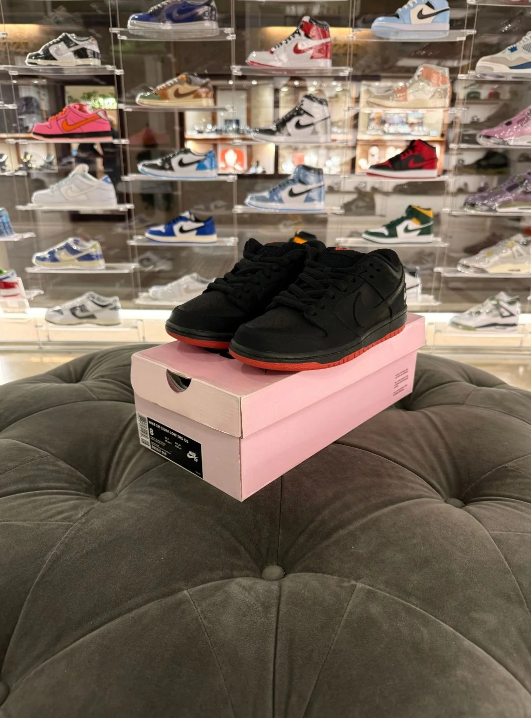 Nike SB Dunk Low Black Pigeon - Usato 9.5/10 - Image 11