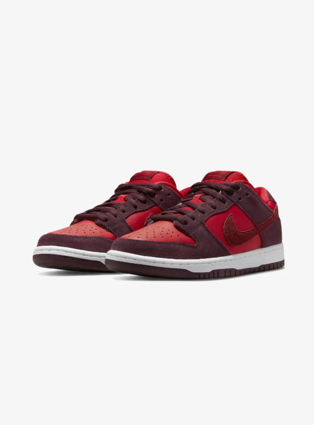 Nike SB Dunk Low Cherry - Image 2