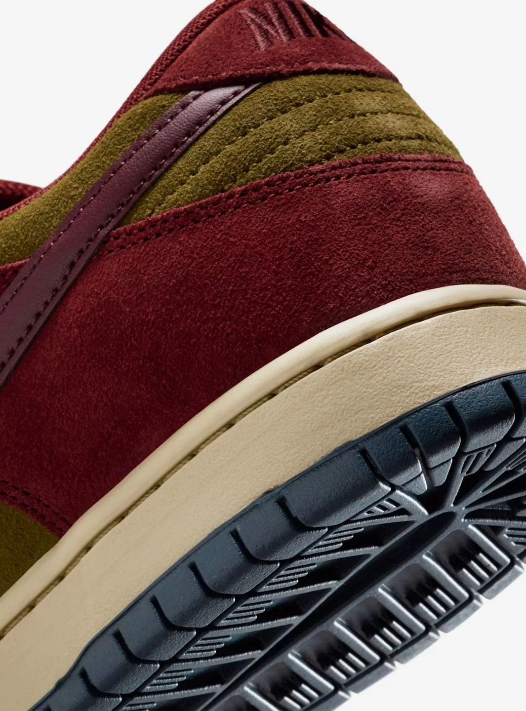 Nike SB Dunk Low Dark Team Red Olive Flak - Image 8