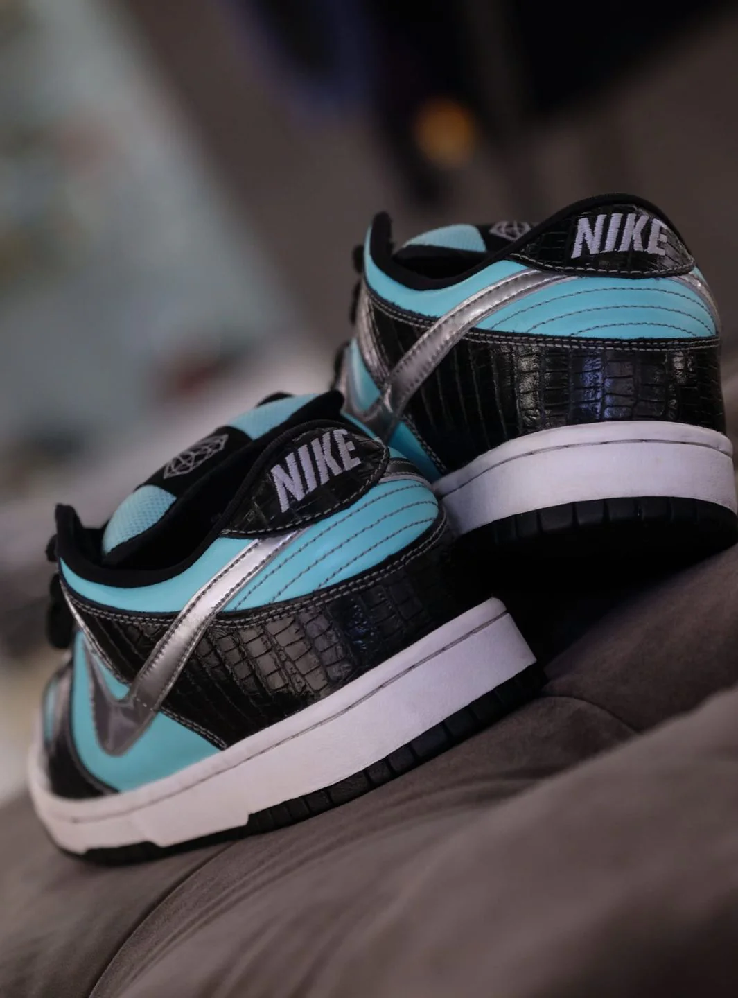 Nike SB Dunk Low Diamond Supply Co. - Image 6