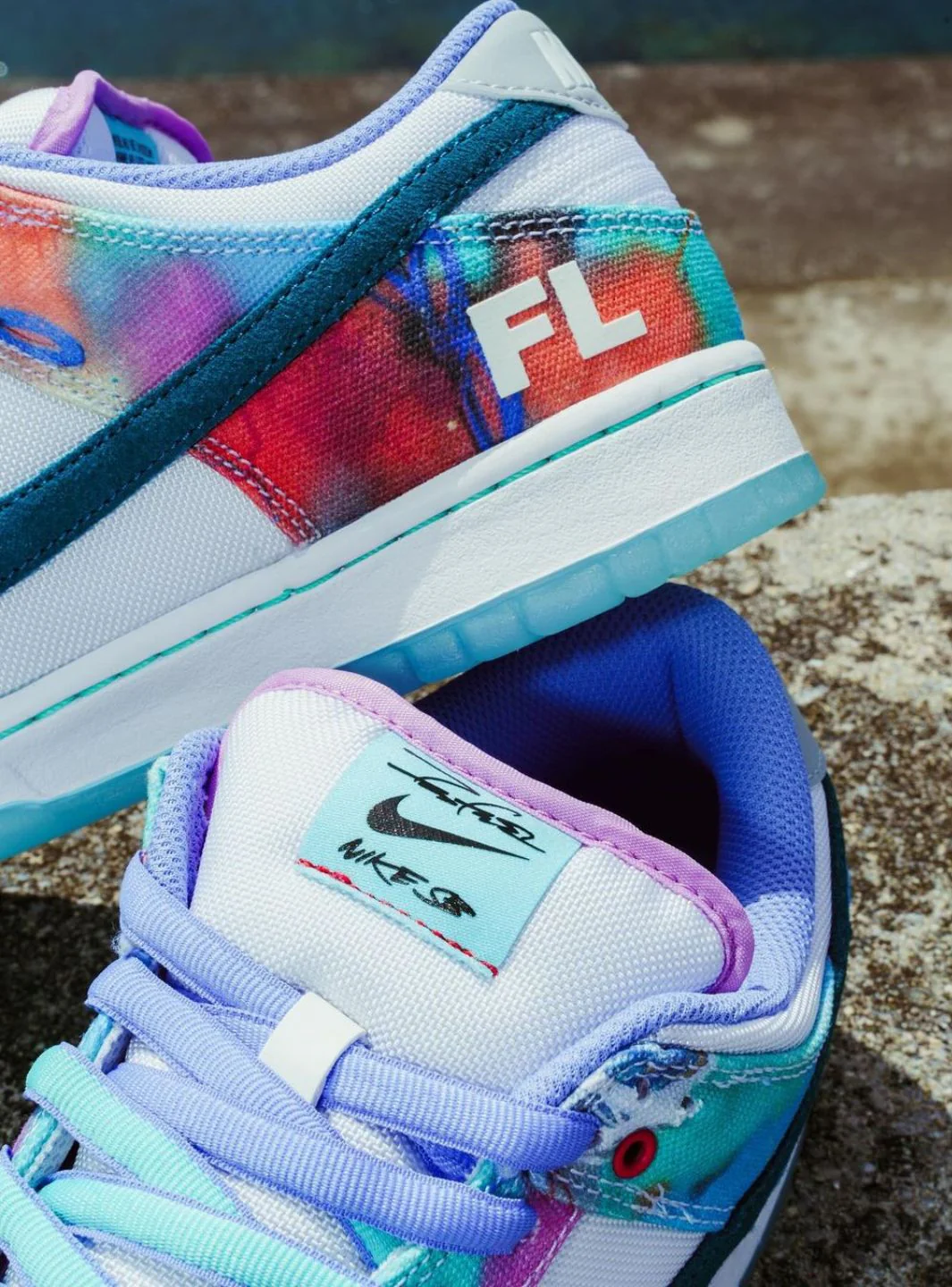 Nike SB Dunk Low Futura Laboratories Bleached Aqua - Image 16