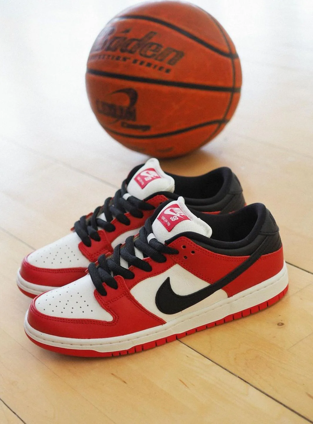 Nike SB Dunk Low Pro J-Pack Chicago - Image 7