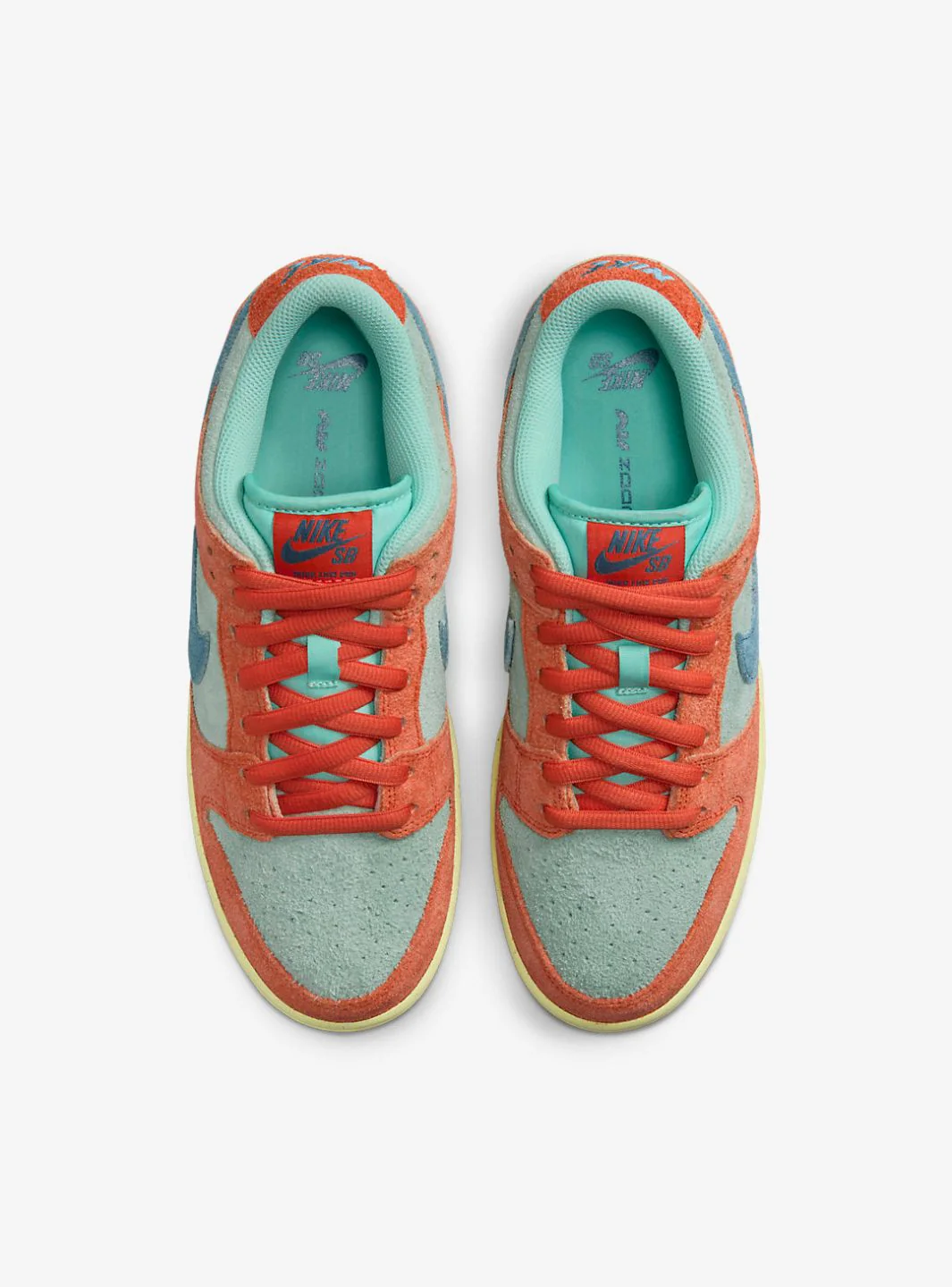 Nike SB Dunk Low Orange Emerald Rise - Image 4