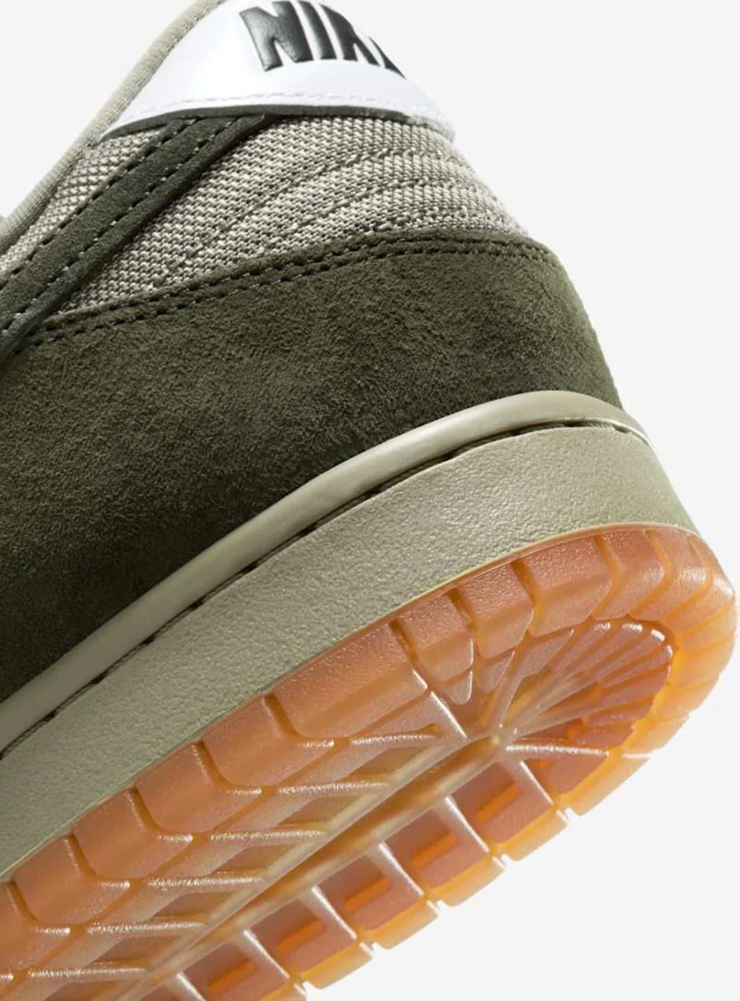 Nike SB Dunk Low Pro B Sequoia - Image 5