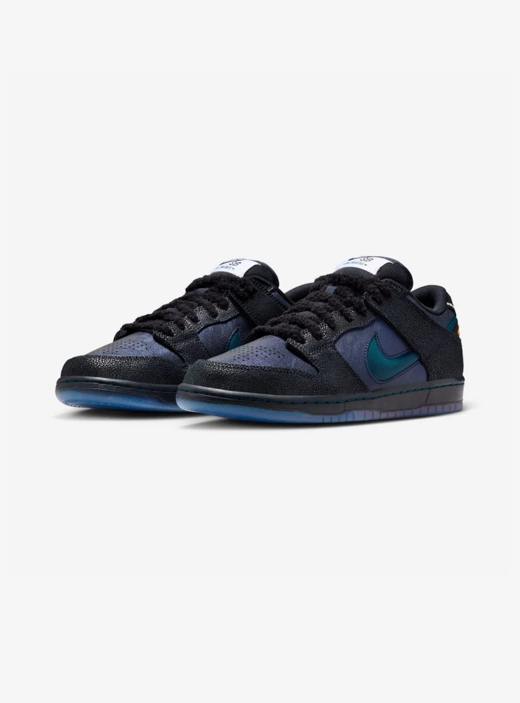 Nike SB Dunk Low Pro Bluetile Skateboards - Image 2
