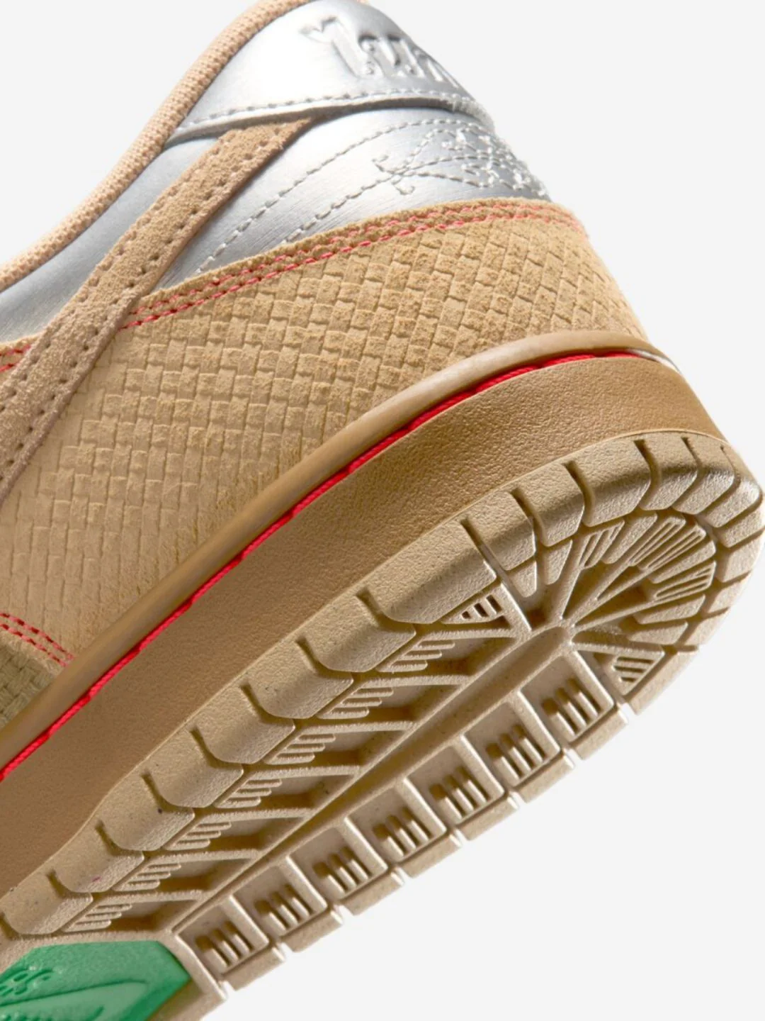 Nike SB Dunk Low Pro Som Tum - Image 5