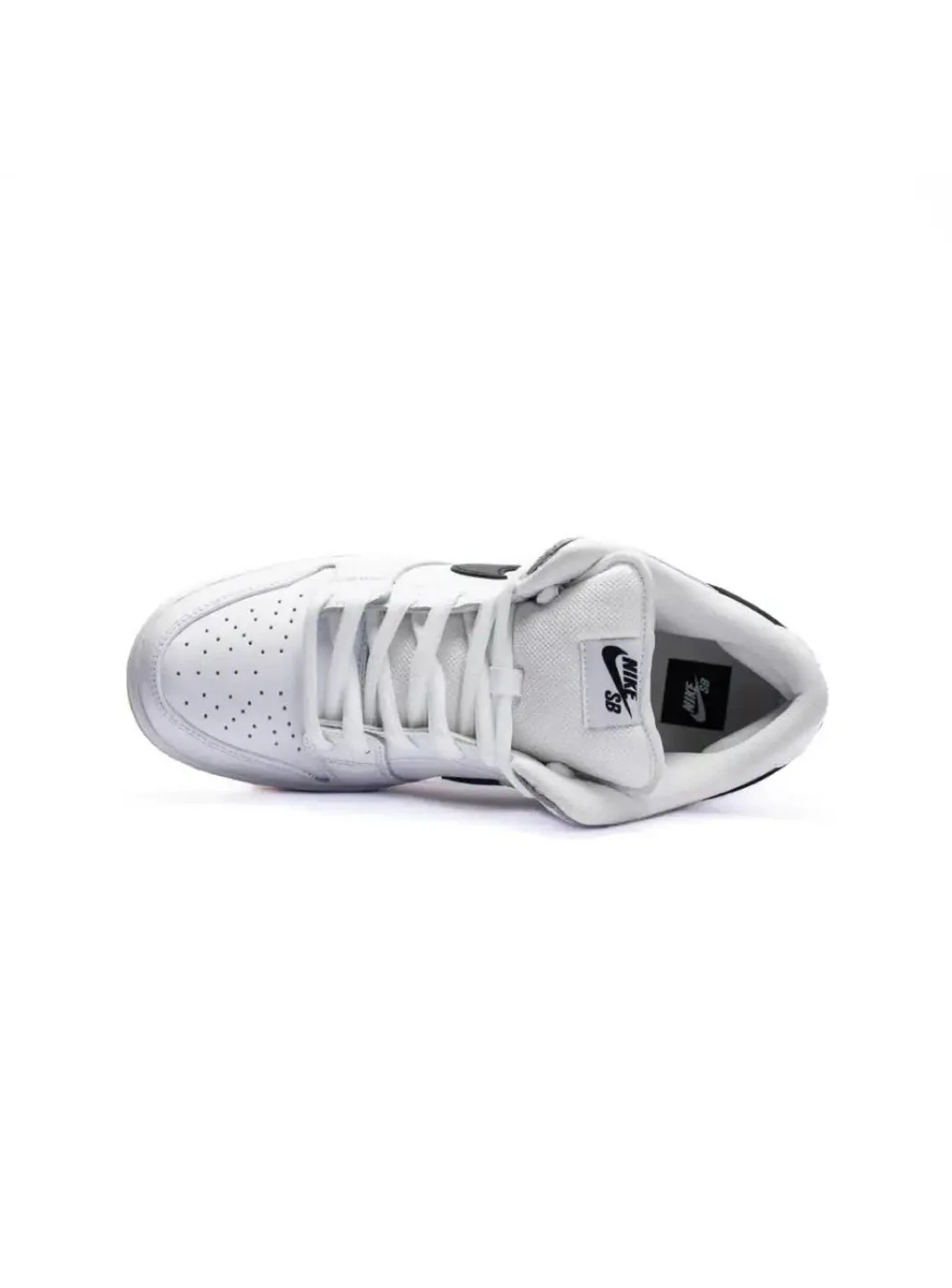 Nike SB Dunk Low Pro White Gum - Image 3