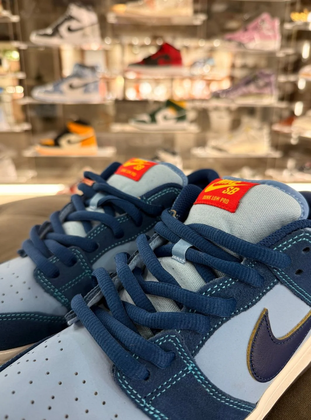 Nike SB Dunk Low Pro Why So Sad? - Usato 9.5/10 - Image 12