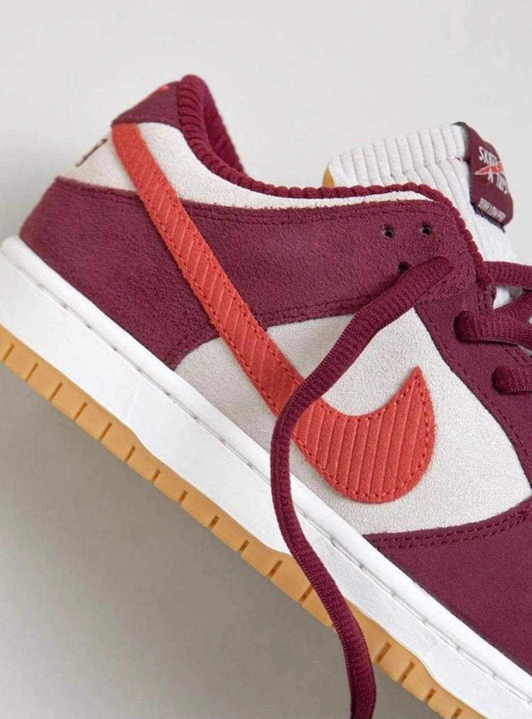 Nike SB Dunk Low Skate Like a Girl - Image 5