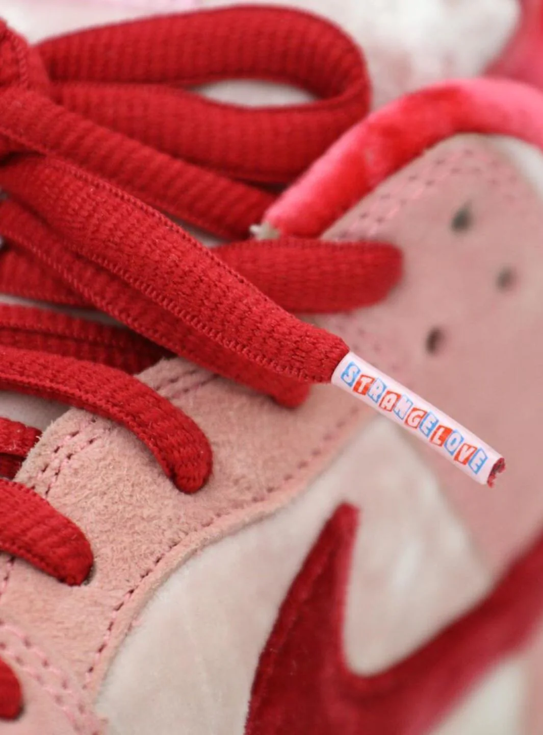 Nike SB Dunk Low StrangeLove Skateboards - Image 9