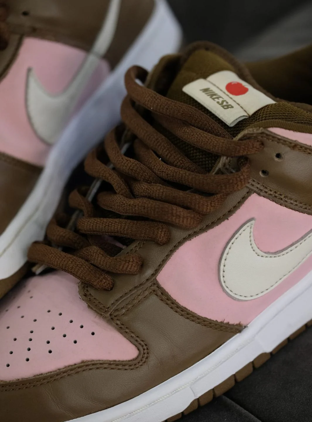 Nike SB Dunk Low Stussy Cherry - Image 6