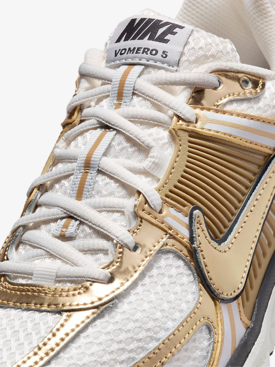 Nike Zoom Vomero 5 Metallic Gold (W) - Image 3