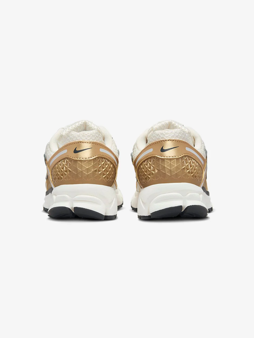 Nike Zoom Vomero 5 Metallic Gold (W) - Image 6
