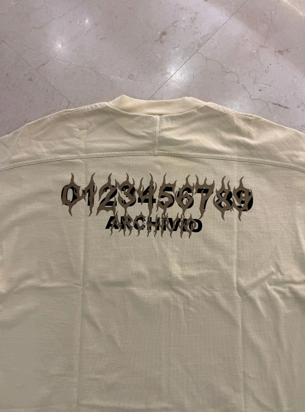 Numeri Archivio Oversize Light T-Shirt Cream - Image 4