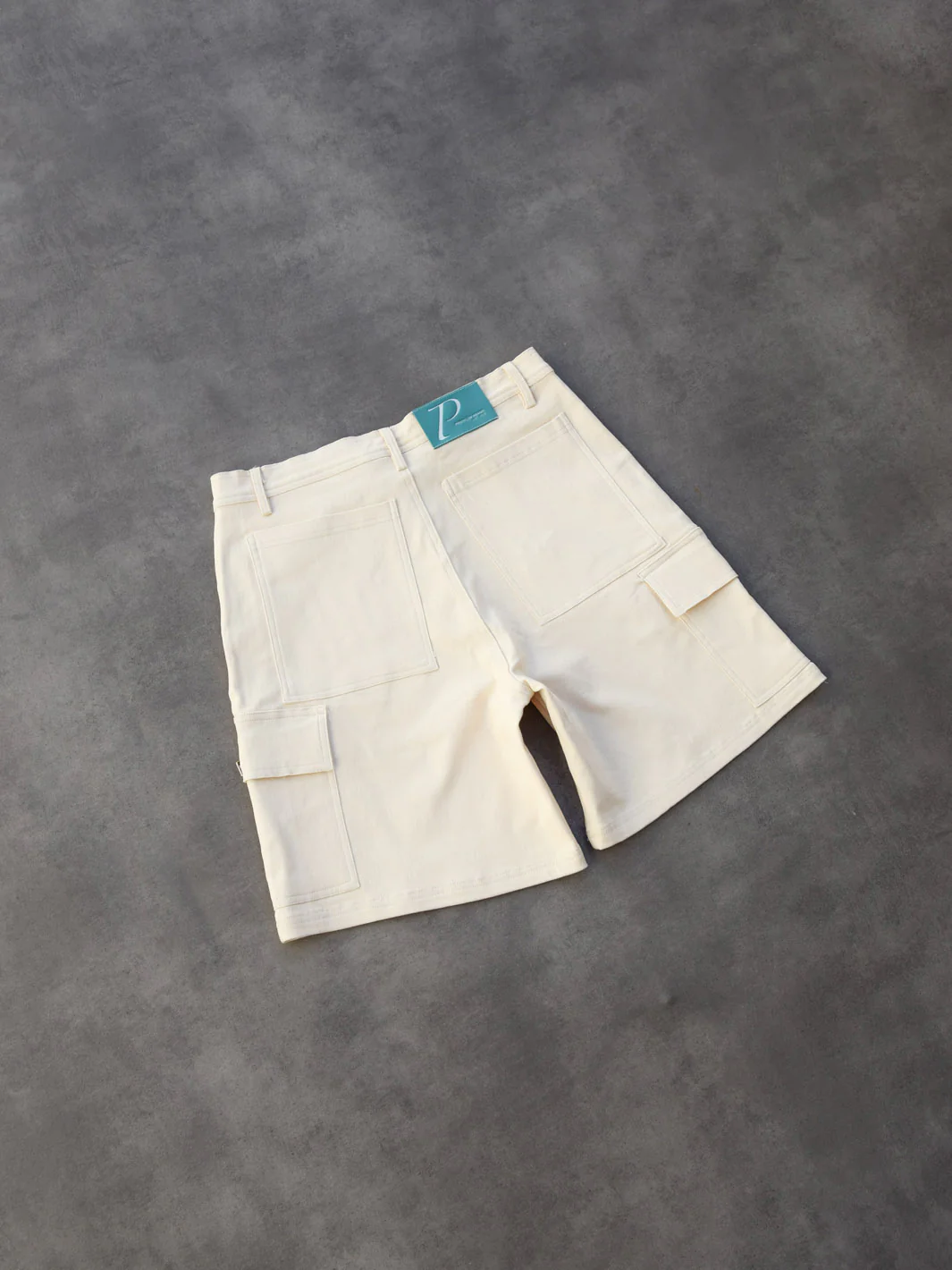 Pantalón Cargo Shorts Beige - Image 5