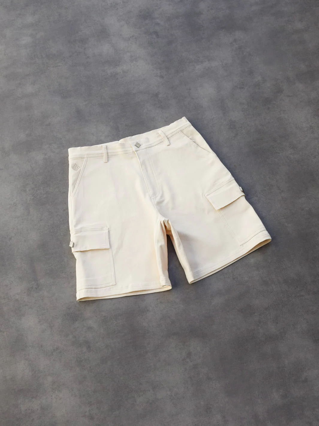 Pantalón Cargo Shorts Beige - Image 6