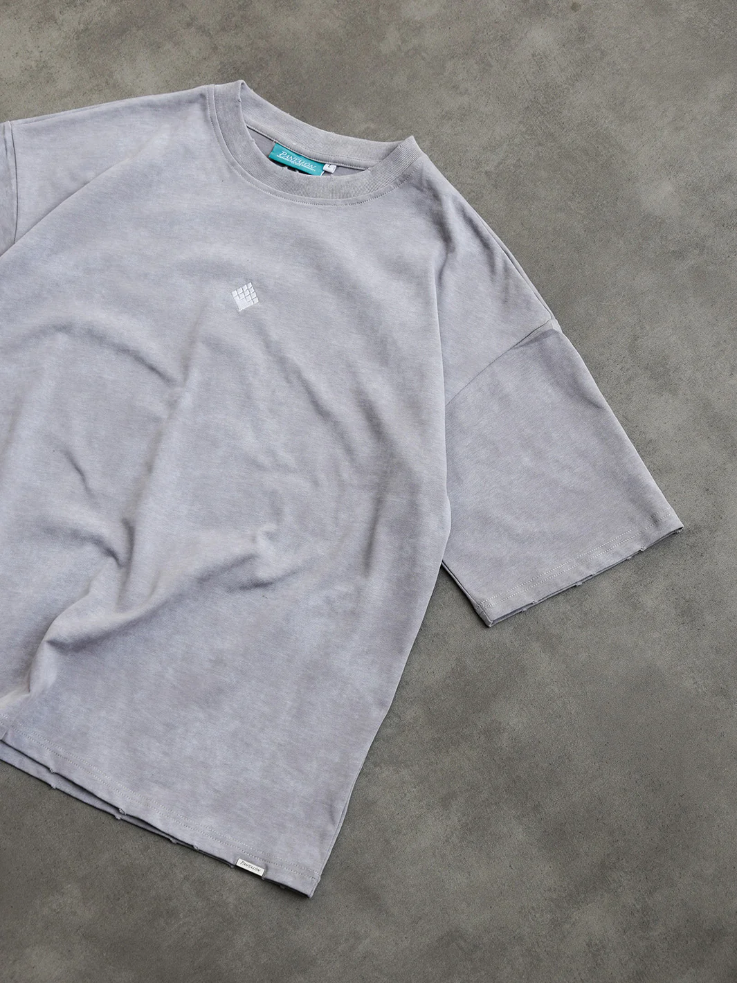 Pantalón Distressed Stone Washed T-Shirt Light Grey - Image 5