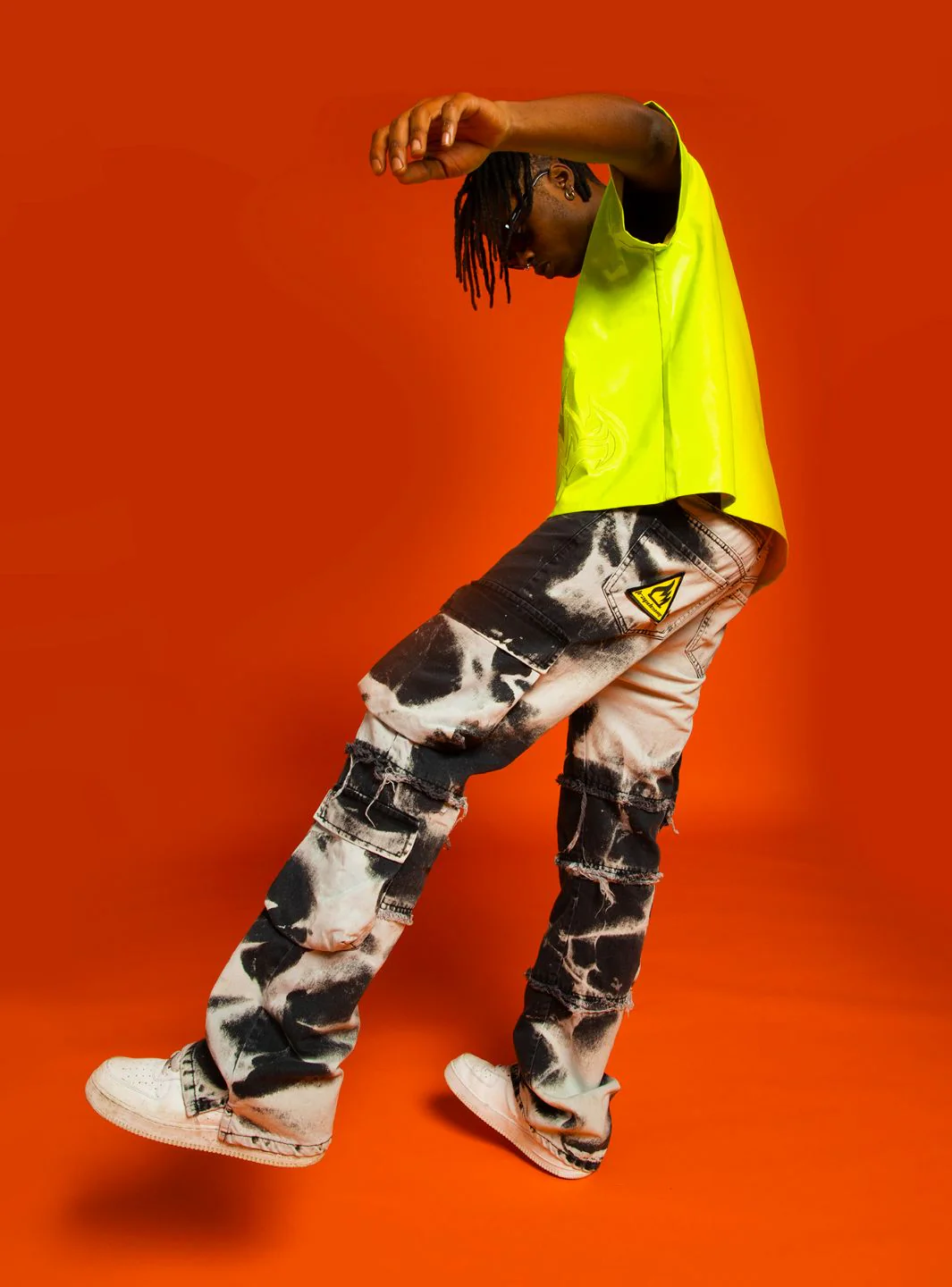 Trap Denim 9 Pockets Cargo Flare Jeans - Image 4